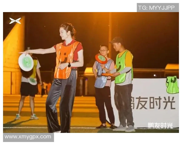 武汉飞盘队在全国团队协作排行榜中荣获第十名展现出色实力与团队精神 武汉飞盘队在全国团队协作排行榜中荣获第十名展现出色实力与团队精神