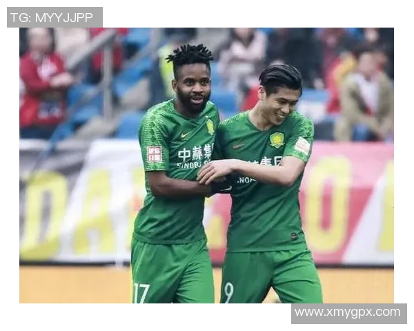 重庆足球队以97分领跑总决赛积分榜展现强劲实力和夺冠希望